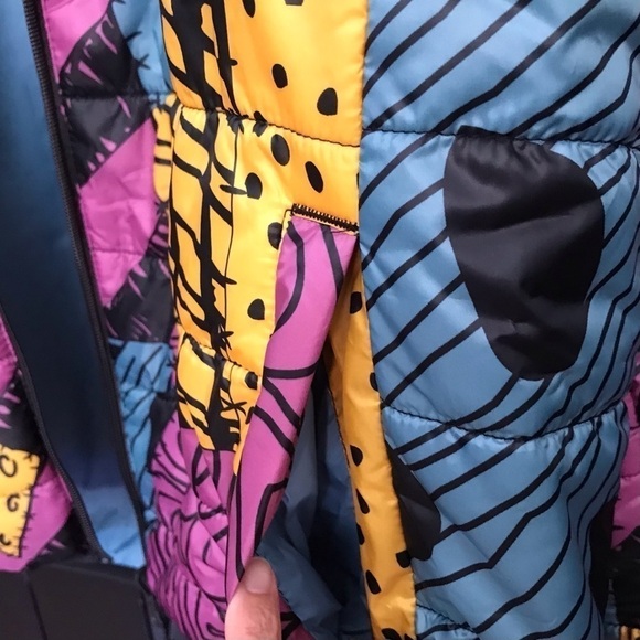 Disney Reversable Sally Nightmare Before Christmas Puffer Jacket, Size Large - Picture 6 of 14